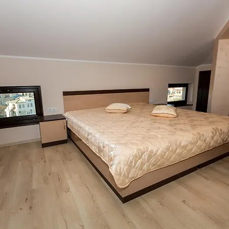 Hotel Kristal *