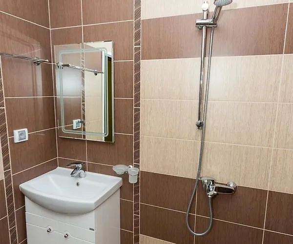 Kristal Hotel Dospat