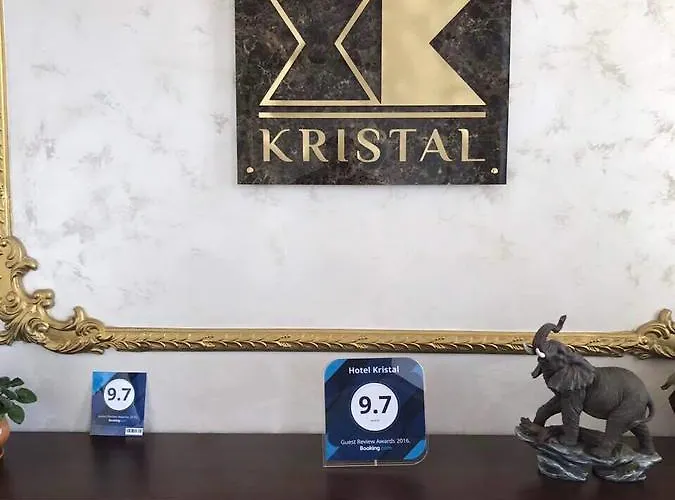 Kristal Hotel Dospat